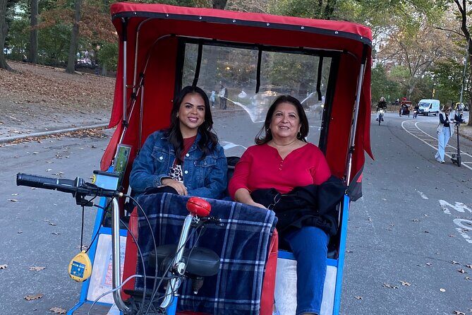 1 Hour Private Guided Tour - Ride-By Moments: Central Park Zoo, Delacorte Musical Clock, and Madagascar