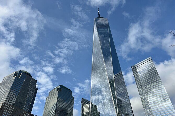 9/11 Full Story Private Tour - A private 2-hour walk that keeps your questions organized