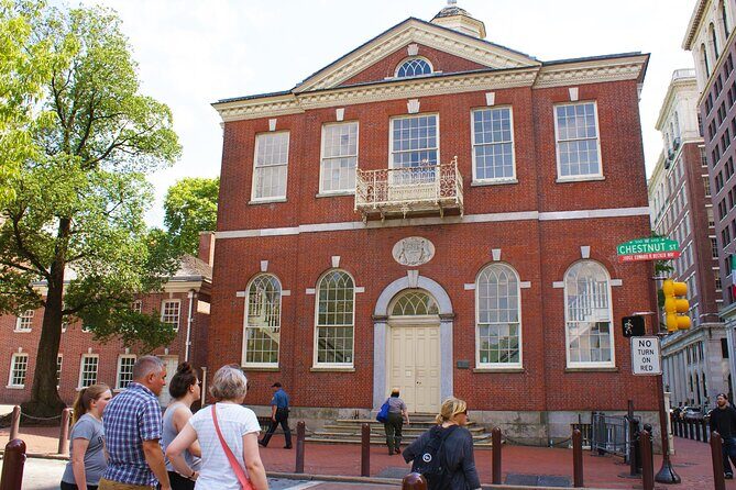 90 Minute History Walking Tour of Old City Philadelphia - US Mint: Where the Stories Show Up in Your Pocket