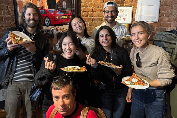 Beat the Lines - Viral Food Tour of the West Village - Small group energy: how up to 12 travelers changes the vibe