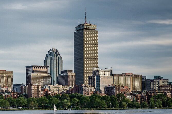 Best Of Boston: Harvard, MIT, Harbor Cruise Small Group Day Trip - Snacks, water, and comfort: small details that make the day easier