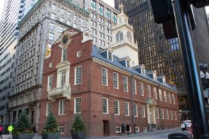 Boston: City History and Highlights Audio App Walking Tour - Entering the story at Copp’s Hill and the North End