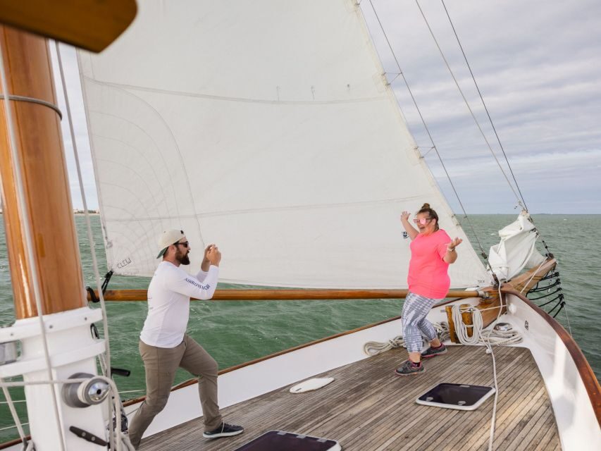Boston: Downtown Harbor Sailing Cruise - Drinks, comfort, and what to bring aboard