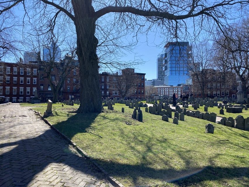 Boston: Freedom Trail Guided Walking Tour in French - Price and value: is $45 fair for this route?
