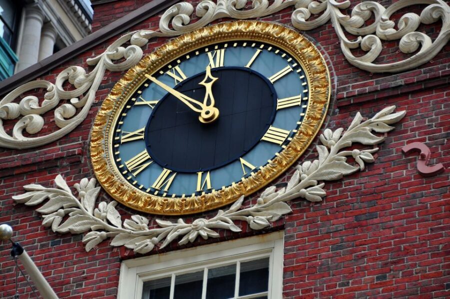Boston: Freedom Trail History Small Group Walking Tour - Pace, group size, and what to wear for 2.0 miles