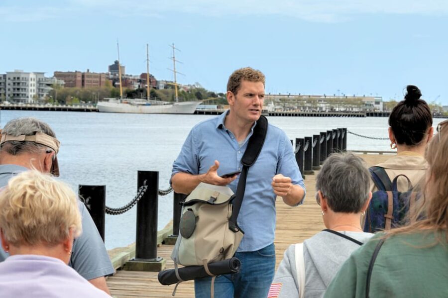 Boston: Full Revolution Story Epic Small Group Walking Tour - USS Constitution, Bunker Hill, and the Hard Turn to War