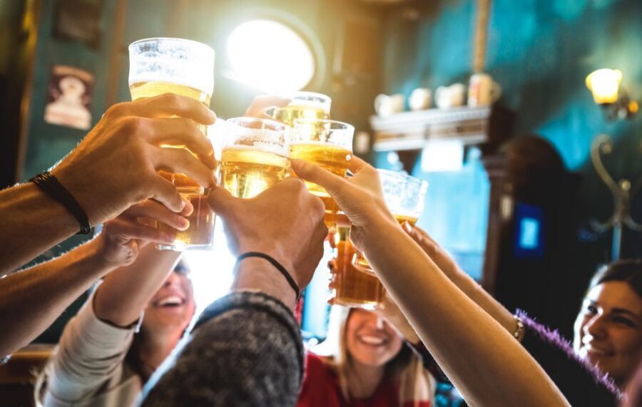 Boston: Historic Pubs Walking & Ferry, Food & Drink Tour - Why this Revolutionary pub walk feels different