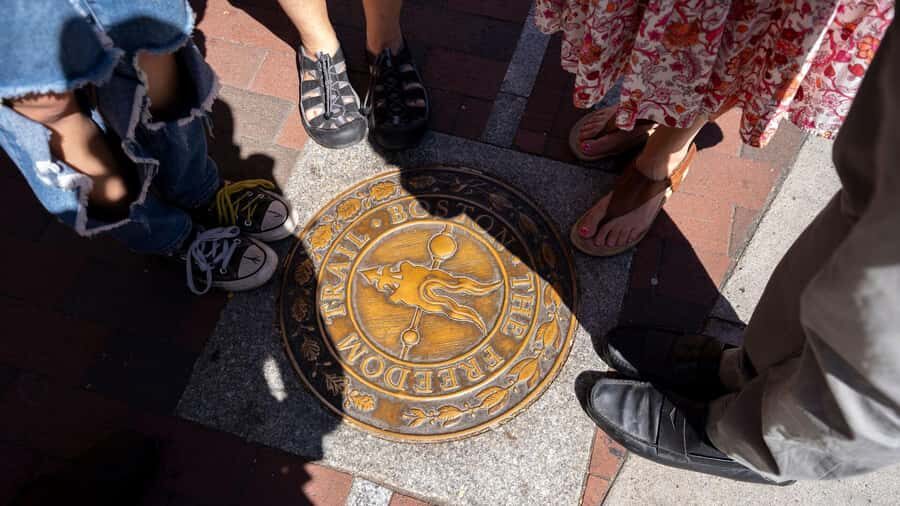 Boston History & Highlights Tour: From Revolution to Today - Weekdays Get the Inside View at the Massachusetts State House