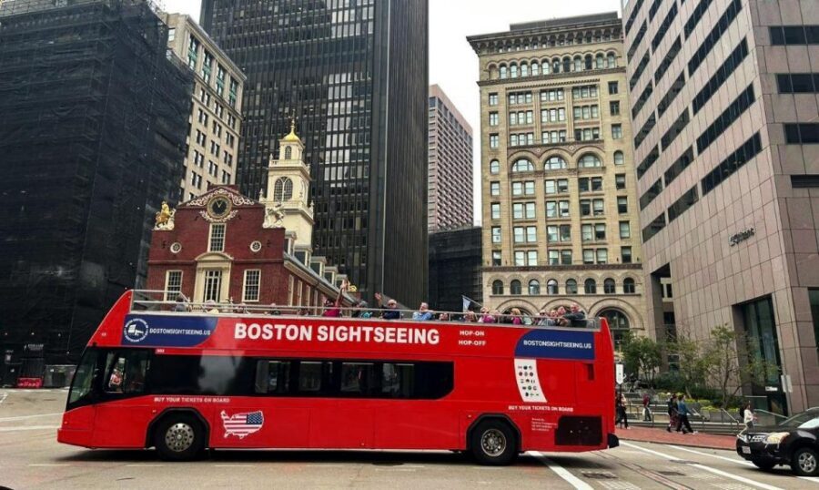 Boston: Hop-On Hop-Off Double-Decker Bus Sightseeing Tour - Where to board: Marriott Long Wharf and finding the right stop