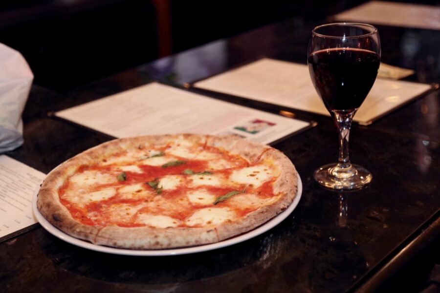 Boston: North End Pizza Walking Tour with 3 Slices & Cannoli - Neapolitan-style slice: the award-winning counterpoint