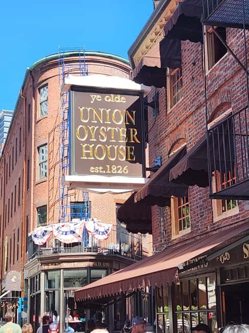 Boston: North End Walking Tour with Private Harbor Cruise - Key things you’ll notice on this tour