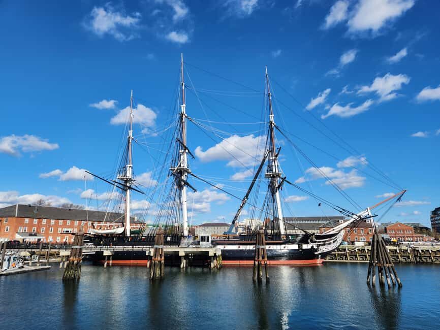 Boston: North End Walking Tour with Private Harbor Cruise - Why This Boston Tour Mixes the Freedom Trail and a Harbor Cruise