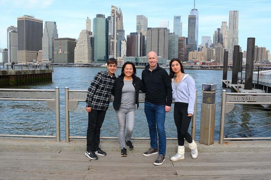 Brooklyn Bridge & Neighborhoods – 2-Hour Photo Shoot Tour - Brooklyn Heights photo stop: calmer streets, classic skyline lines