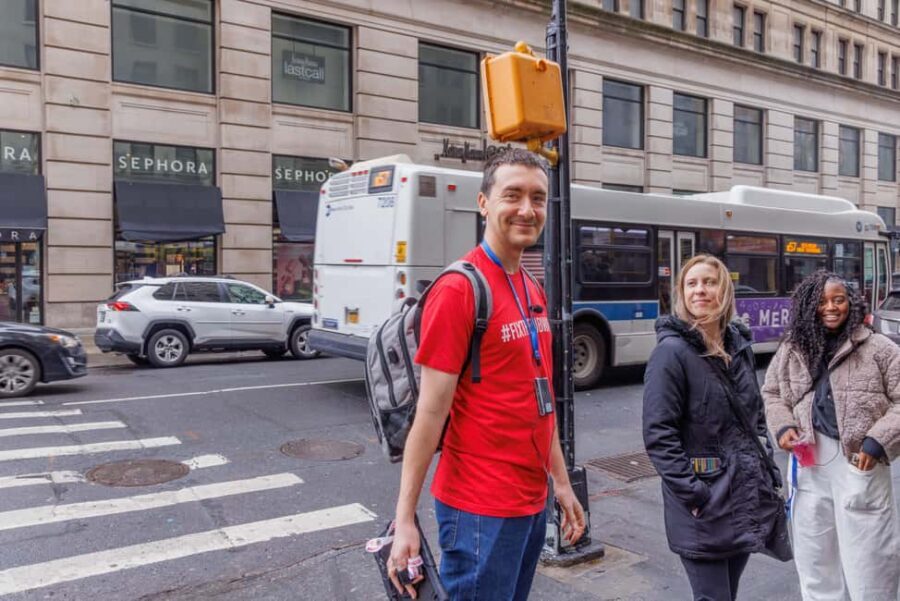 Brooklyn: Discover Hidden NYC Subway Secrets - Private - Meeting at 50 Court St: start where Downtown Brooklyn really begins