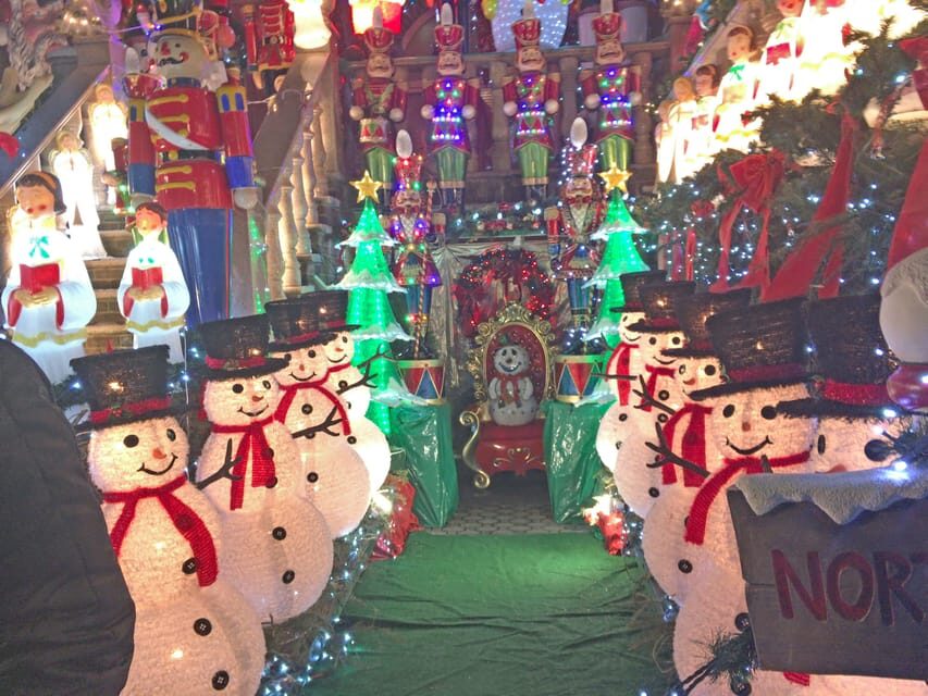 Brooklyn: Dyker Heights Christmas Walking Tour - Key points at a glance