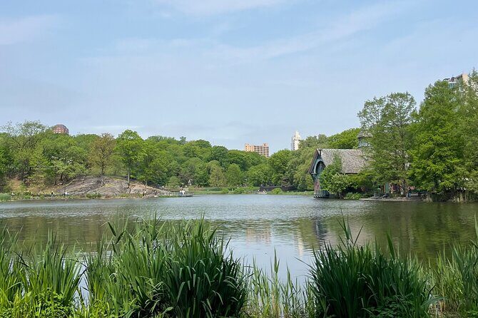 Central Park-Bethesda Terrace, Strawberry Fields, Bow Bridge - Bow Bridge and the Pond/Lake crossings: where architecture becomes a photo story