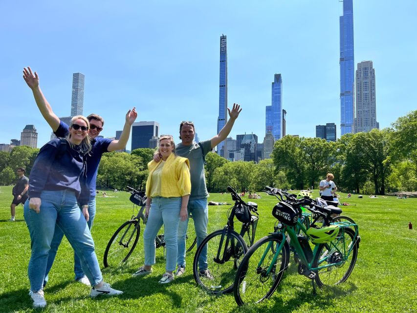 Central Park: Self-guided Bike Tour App - Audio + Written - Food Recommendations and the Sweet Detour to Magnolia Bakery