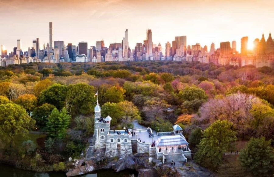 Christmas in Central Park: Horse Carriage Holiday Tour - The Route in Motion: Where You’ll See the Park’s Holiday Hot Spots