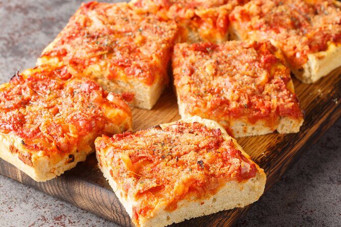DUMBO Brooklyn Food and Culture Tour - Stop 3: L&B Spumoni Gardens for a Sicilian slice