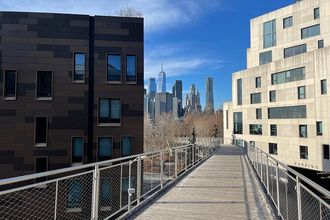 DUMBO Brooklyn Food and Culture Tour - Stop 4: Fulton Ferry Landing and the Brooklyn Bridge building story
