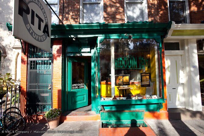 DUMBO Brooklyn Food and Culture Tour - Stop 6: St. Ann’s Warehouse for the arts in old-city bones