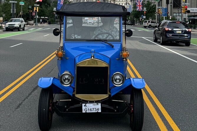 Explore Philadelphia via Vintage Car or Electric cart - Betsy Ross House and Elfreth’s Alley: colonial Philadelphia in two quick hits