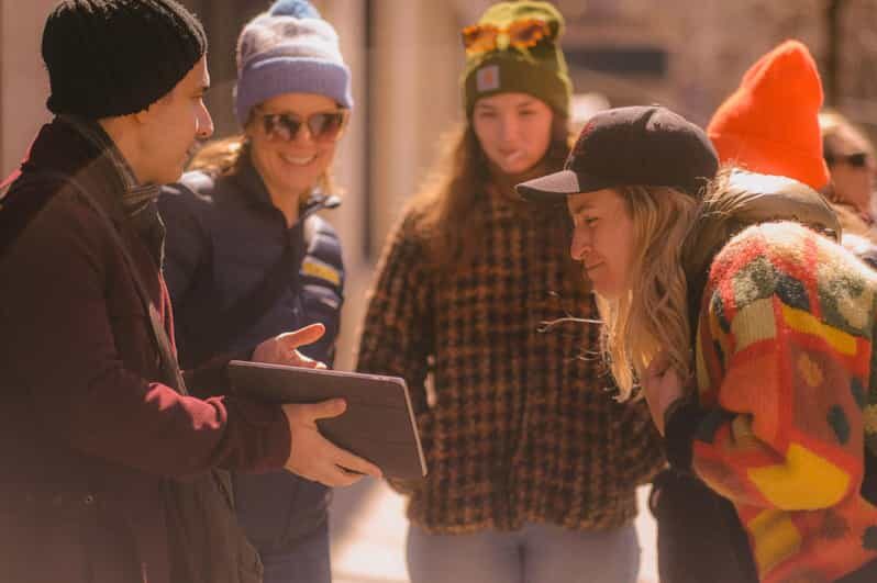 Fan Tribute: Taylor Swift in New York Walking Tour - Key highlights worth centering your trip on