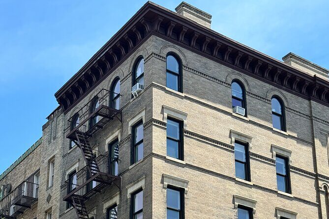 Friends' Locations Tour - When the Guide Named Joey Turns It Into a Real NYC Day