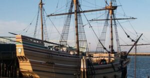 From Boston: Quincy, Plymouth, and Mayflower II Day Trip - The coastal drive to Scituate Lighthouse (and the American Army of Two story)