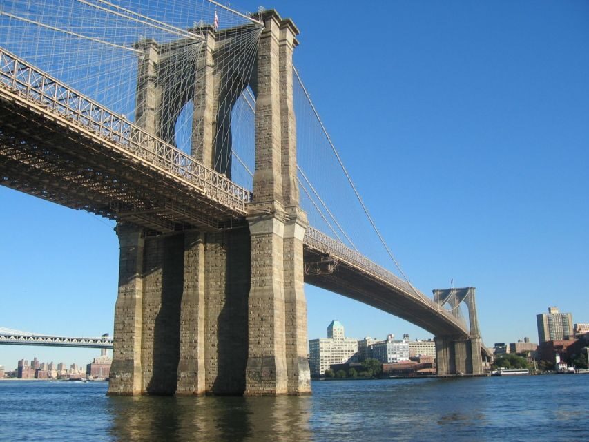 From Manhattan: 2-Hour Brooklyn Bridge Park Bike Tour - Starting point at Central Park South (and how not to waste minutes)