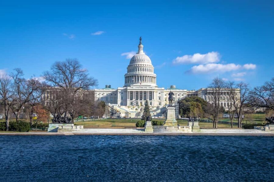 From NYC: Washington Highlights Guided One Day Tour - The National Mall monument circuit: Korean War, Lincoln, Vietnam, WWII