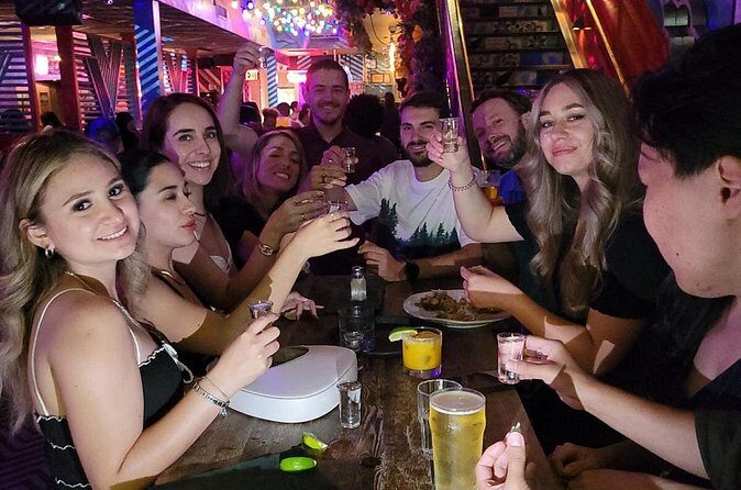 Glitz Glamor and Gangsters Hell's Kitchen Bar Tour NYC - Entertainment Hub Stop: Bar Energy, Contests, and Prize Moments