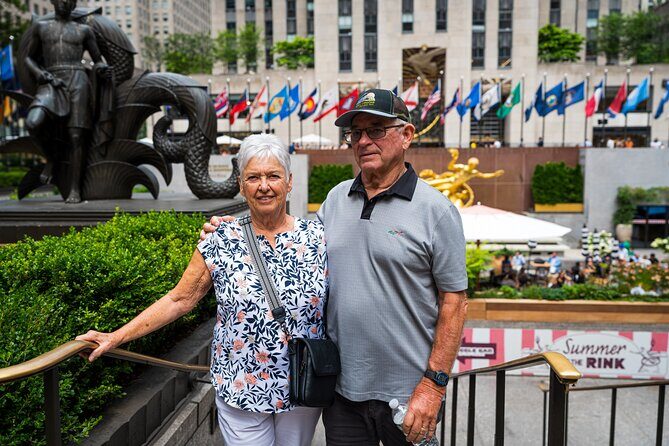 Half-Day Bus Tour of NYC with Choice of Observation Deck - Flatiron and the Washington Square Arch photo zone