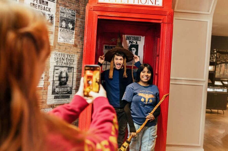 Harry Potter Shop New York: Magical Experiences - Your shop walk-through: Fawkes, MinaLima, and Hagrid’s shoes