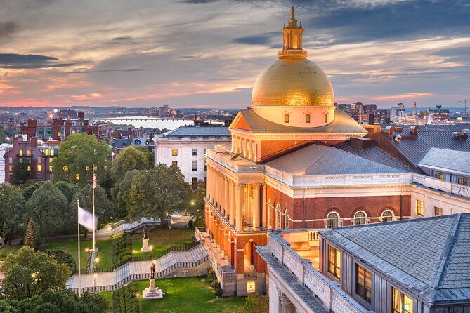 Haunted Boston’s Historic Streets Walking Guided Tour - The guide experience: why storytelling quality changes everything