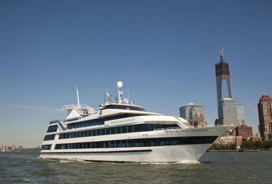 Hornblower Infinity New York New Year's Eve Party - Key takeaways before you buy