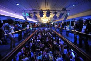 Hornblower Infinity New York New Year's Eve Party - Timing: boarding at 9:30, departure at 10:30, toast at midnight