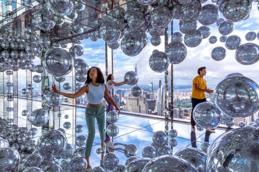 Midtown Manhattan Guided Tour w/ SUMMIT One Vanderbilt Entry - Starting at the Museum of Broadway: where your Midtown day clicks