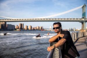 New York: 1-hour Photoshoot in Iconic Locations - The iconic stops that actually look different on camera