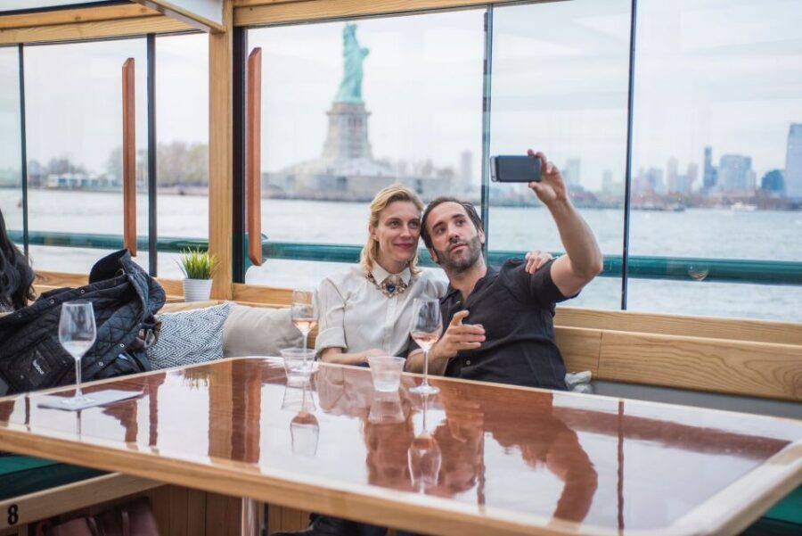 New York City Champagne, Cheese, Caviar & Sightseeing Cruise - Step aboard the 1920s-style yacht from Chelsea Piers