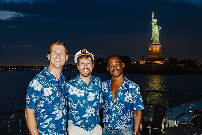 New York City Dinner Cruise on Luxury Yacht with Live Music - Should You Book NYC Water Cruises?