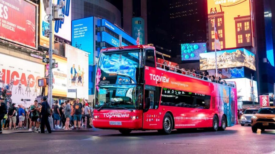 New York City: Discover Pass with Hop-on Hop-off Bus Tour - Getting On: The 7th Avenue Meeting Point and the App Ticket