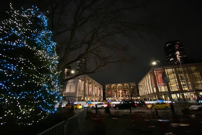 New York City Holiday Movie Sites and Lights Bus Tour - Central Park moments: Wollman Rink and Bethesda Fountain in winter lighting