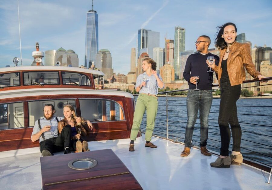 New York City: Mini Yacht Boat Ride with Sightseeing - Governor’s Island and Upper Bay views: the moments between the icons