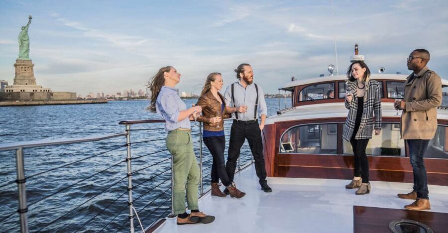 New York City: Mini Yacht Boat Ride with Sightseeing - Chelsea Piers launch point: where your 90 minutes begins