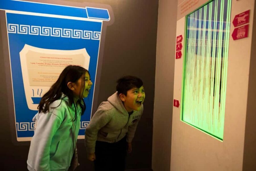 New York City: New York Hall of Science Admission Ticket - Programs for young adults and sensory-sensitive children
