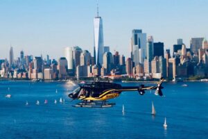 New York City Night Skyline Tour by Helicopter - Modern fleet and panoramic windows: the view factor