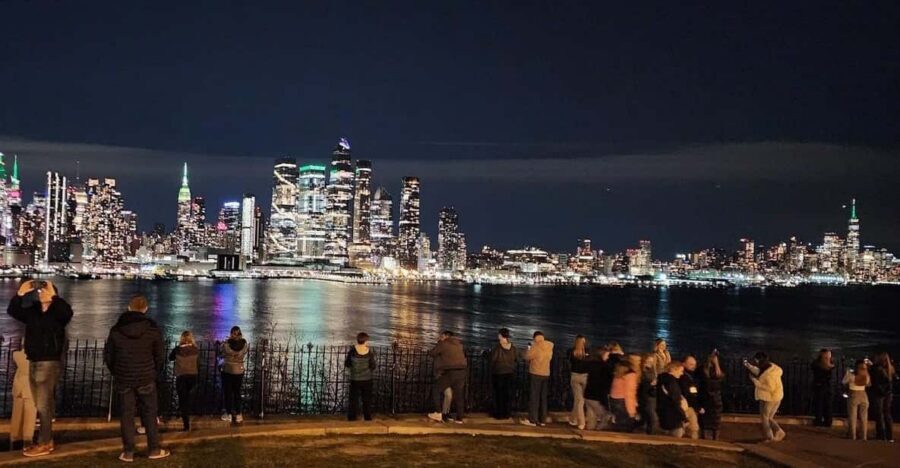 New York City Night Views - A panoramic hop-on-hop-off tour - Liberty State Park: your first big skyline photo stop