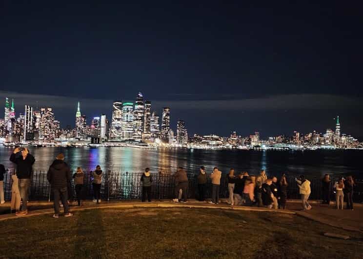 New York City Night Views - A panoramic hop-on-hop-off tour - One World Trade Center: skyline scale hits harder at night