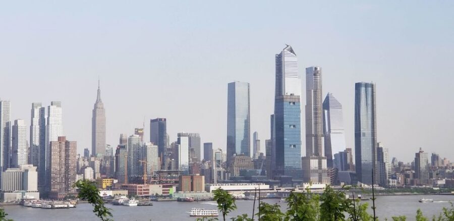 New York City: Panoramic Skyline Tour - Empty Sky (9/11) Memorial: Photos With a Different Kind of Focus
